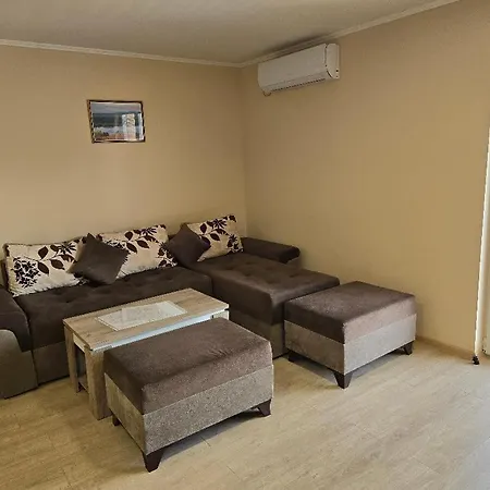 Daire Prenociste Jezerske Zvezde Veliko Gradište