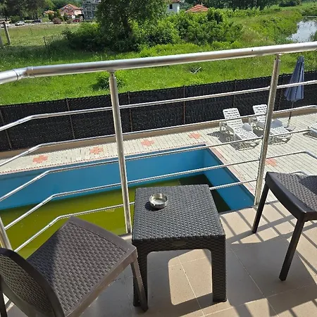 Prenociste Jezerske Zvezde * Veliko Gradište